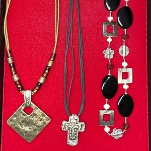 Metal Necklace Suite